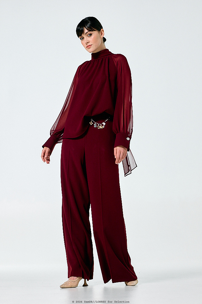 4583 | Broek uni
