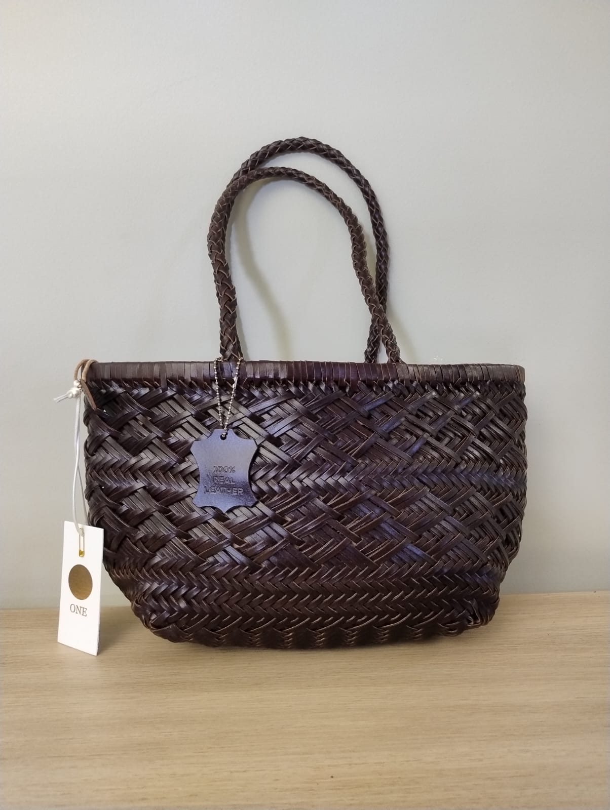 252-t-003 | HANDTAS GEVLOCHTEN LEDER